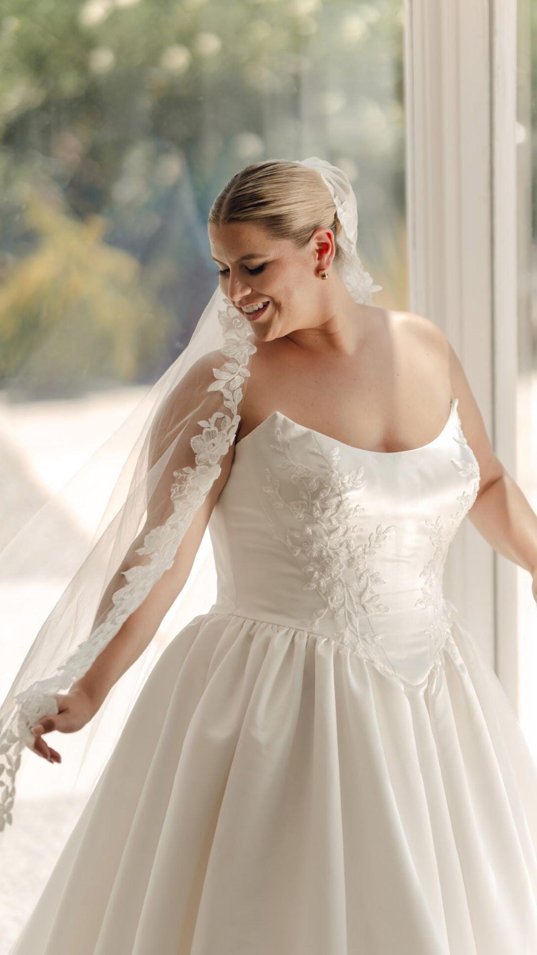 Stella York – South Coast Brides