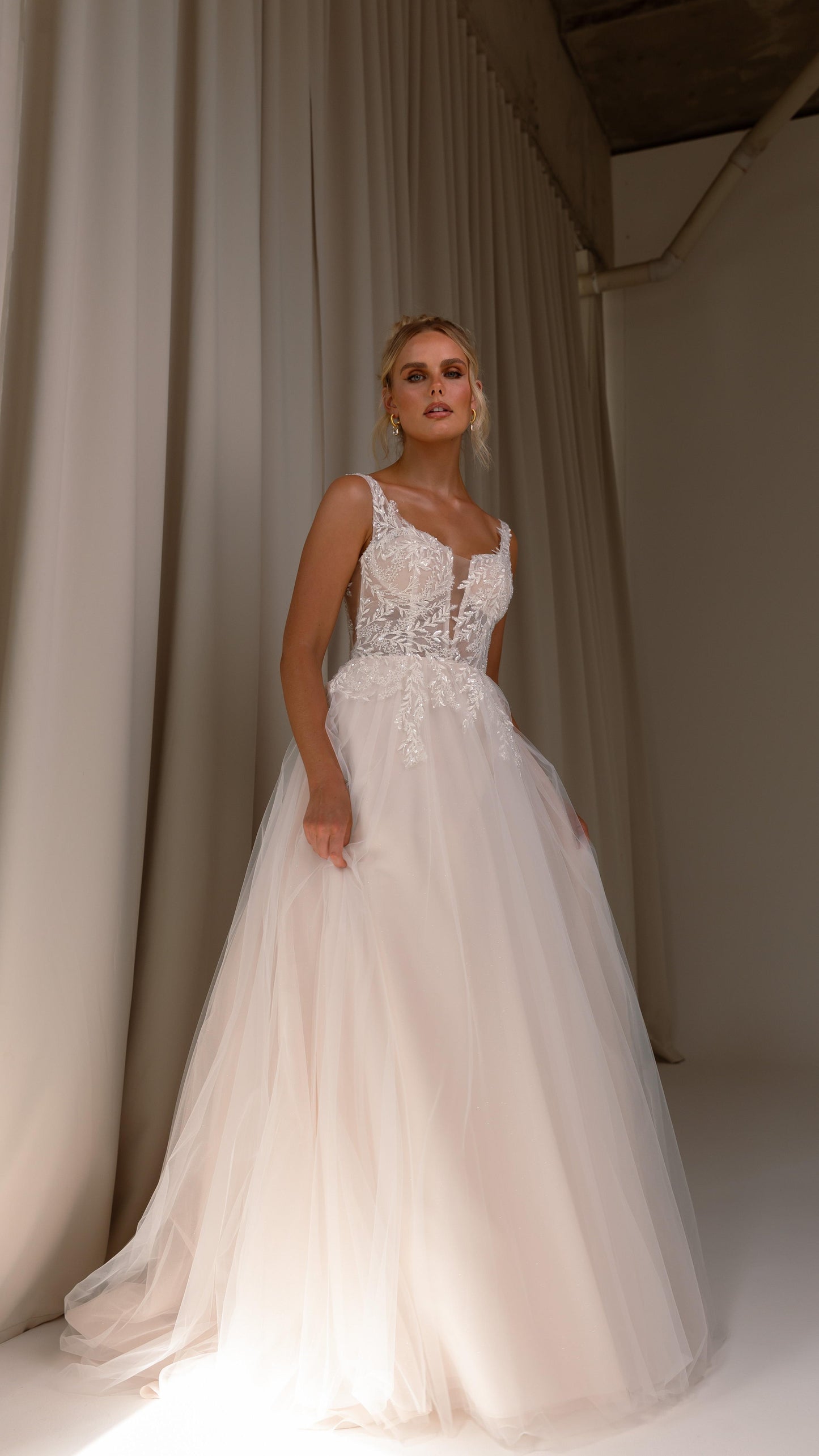 Hazel TC25143