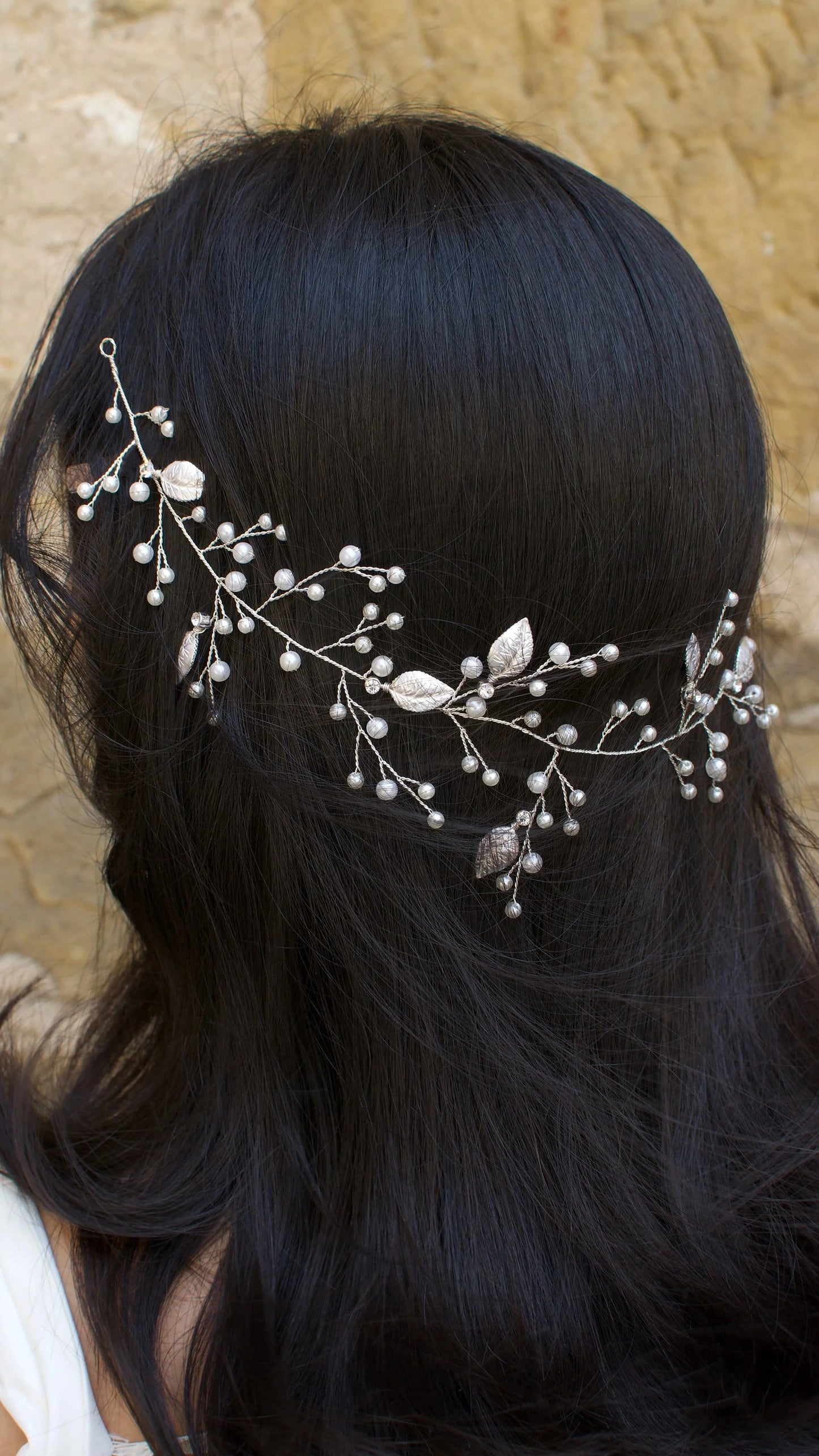 Magnolia Hair Vine