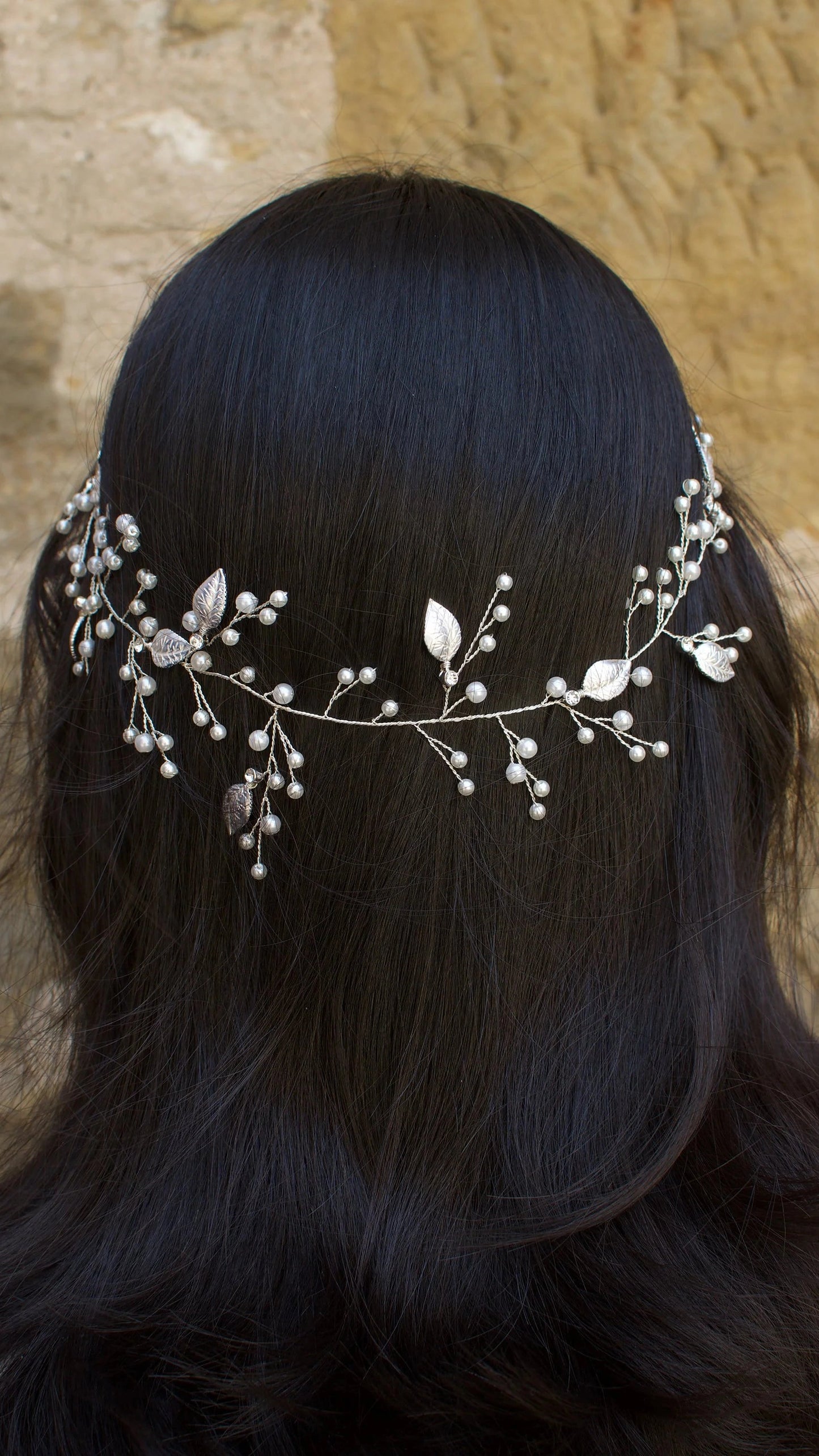 Magnolia Hair Vine