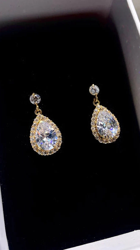 Diaz Teardrop Earring