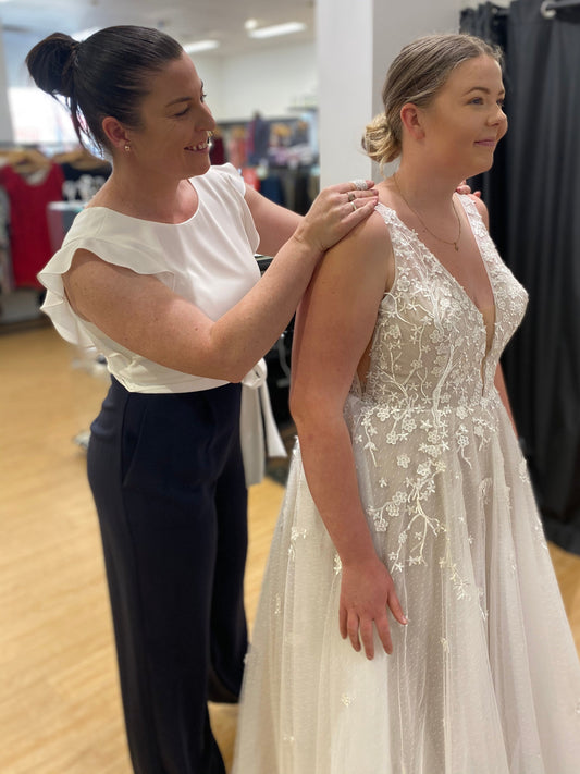 When Should You Start Shopping for Your Wedding Dress?
