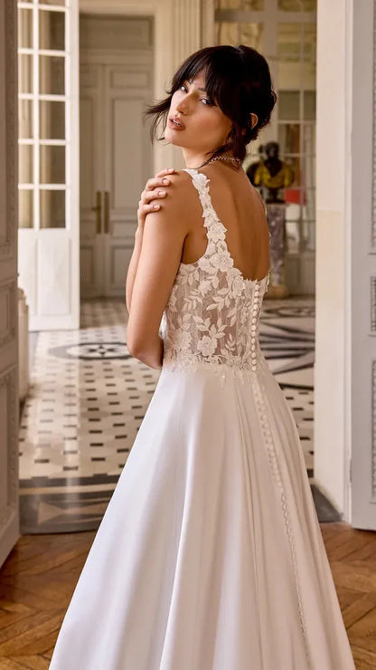 Justin Alexander Square Neckline Wedding Dress With Chiffon Skirt Patrice 11439