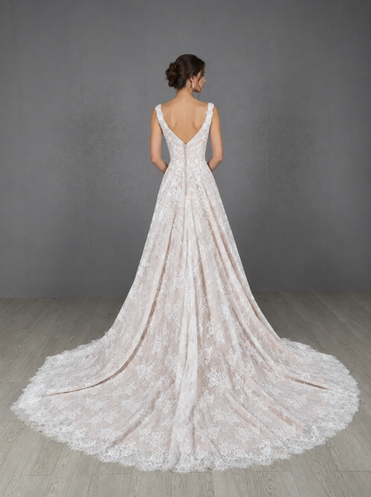 Elle Couture Airlie