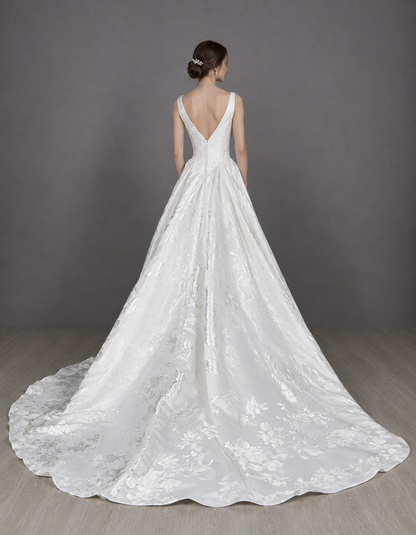 Elle Couture Nina