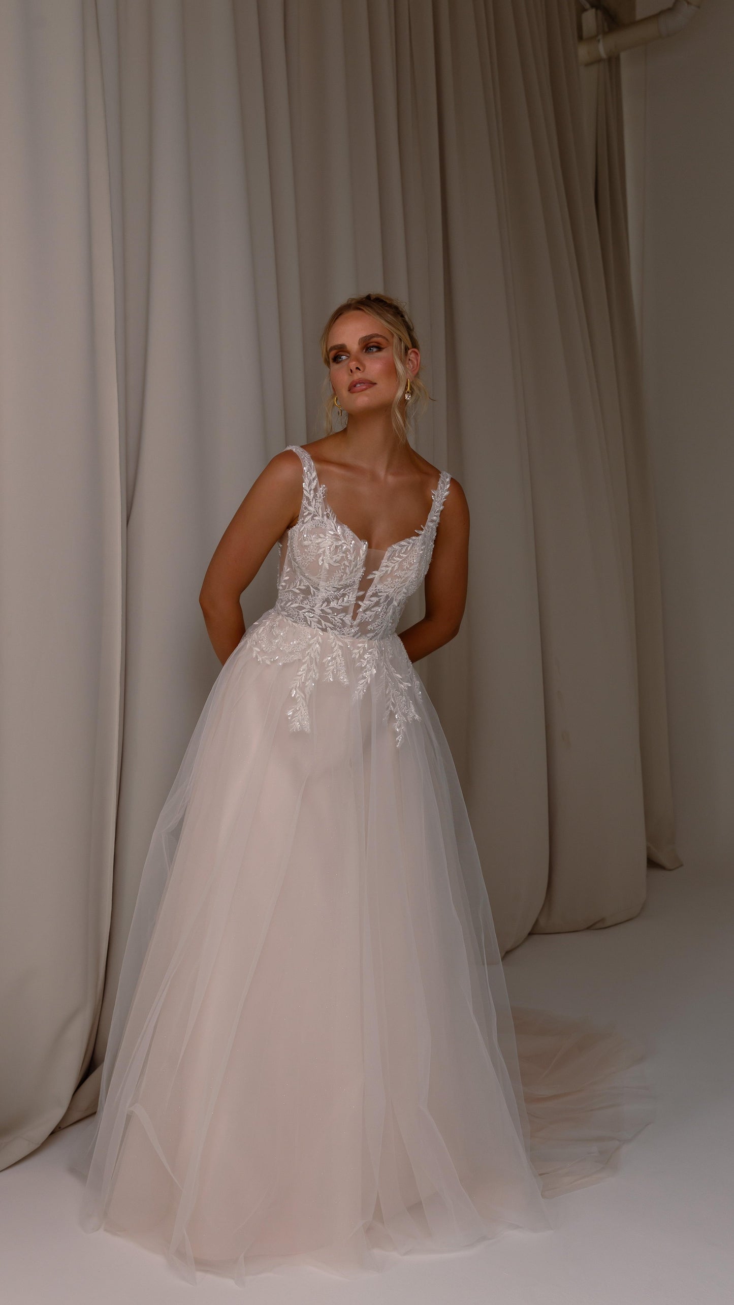 Hazel TC25143