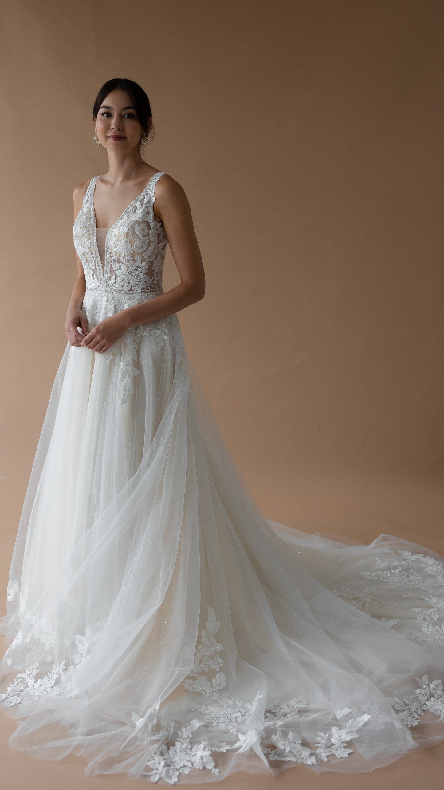 Bianca 2307 Wedding Dress