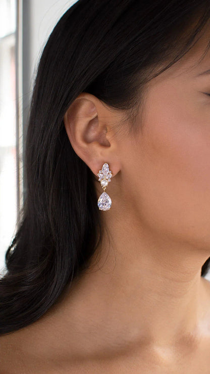 Elsa Crystal Earring