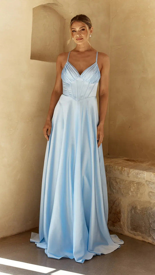 Curve Flattering Bridesmaid Dresses South Coast Brides Curve Flattering Bridesmaid Dresses South Coast Brides