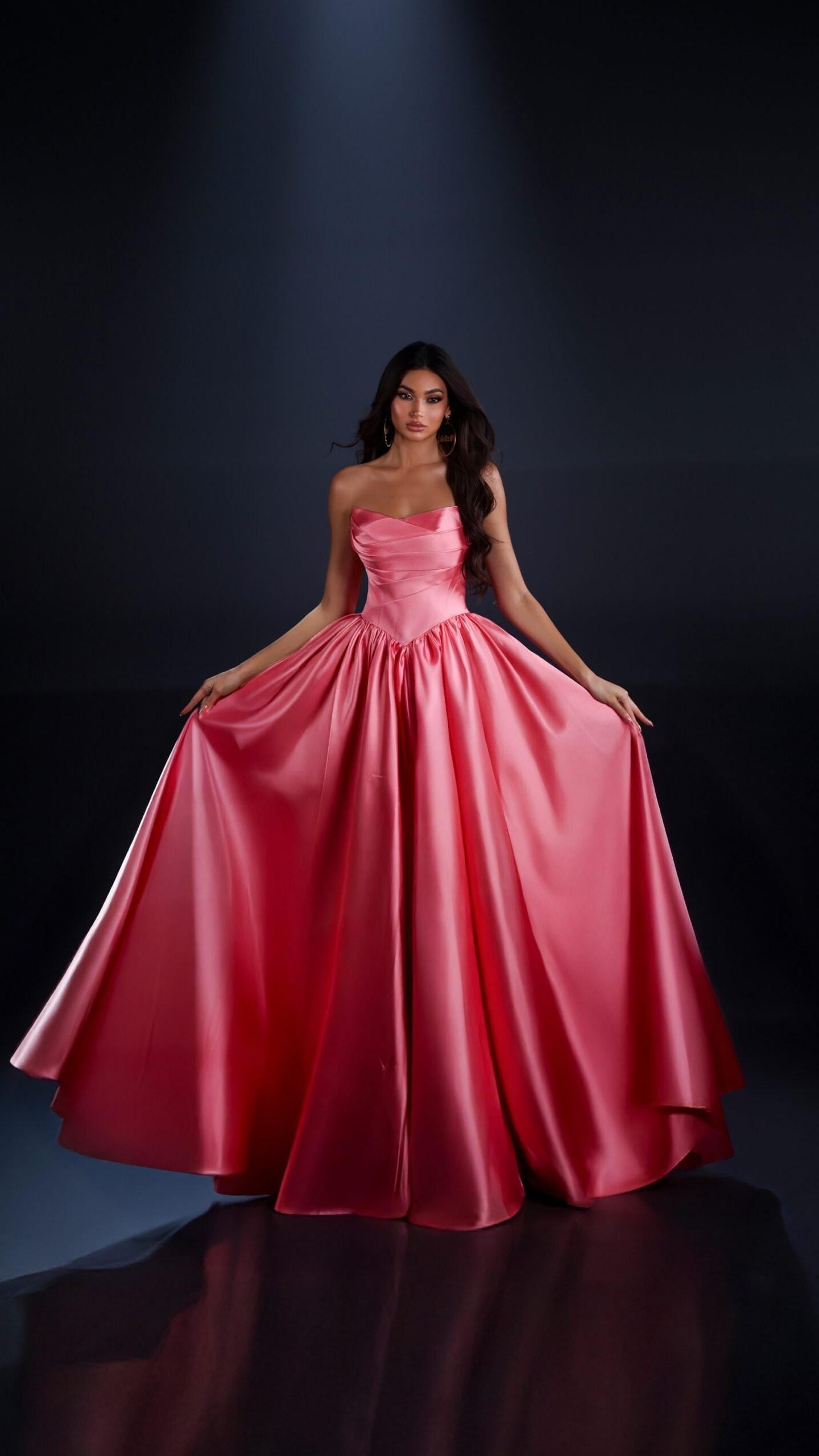 Nicoletta Formal Dress NC4083
