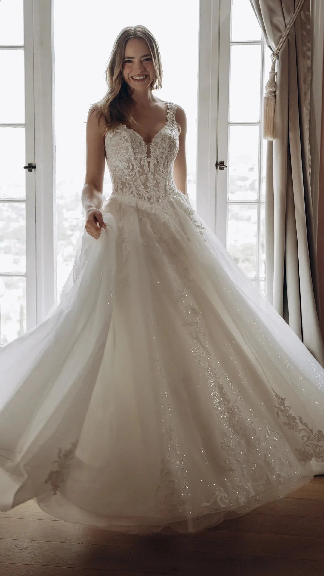 Sparkle Tulle and Lace A-Line Wedding Gown with Corset Bodice and Plunge V-Neckline SY8314