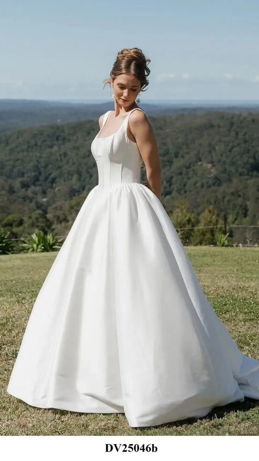 Int Couture DV25046b