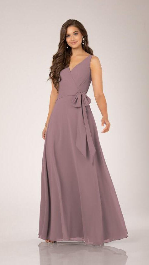 9420 Sleeveless dress with tie waist