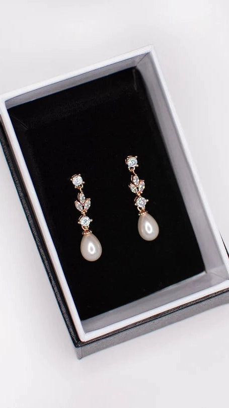 Tara Pearl Drop Earring